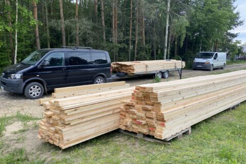 Czas budowy domu drewnianego i murowanego