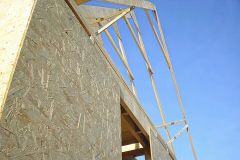 Jakie są zalety drewnianych domów?